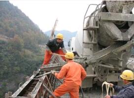 ��������ײ�o��ʩ��