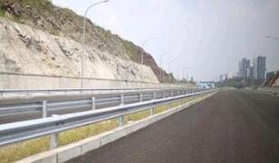 ɽ�幫·ϵ�ϲ��η�ײ�o(h��)�ڰ�ȫ��