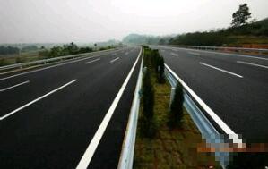 �����o(h��)���Ј�(ch��ng)ʢ�缴����?q��ng)? /></p>
<p>����Ҫ��֪�������o(h��)�ڵăr(ji��)������Ҫ�˽�ľ����҂���ʹ�õĲ����o(h��)������������(j��)���õĲ�ͬ�r(ji��)�����ʹ�õ��c(di��n)Ҳ�ǲ�ͬ�ģ������^�߲��m��һ��·��ʹ���^��Ҳ�������������҂�߀��Ҫ����(j��)�͑���ʹ�È�(ch��ng)�؁��Д�a(ch��n)ƷҎ(gu��)������ã�һ����r�²����o(h��)��ʹ�Æ�λ��(hu��)��ǰ�O(sh��)�����o(h��)�ڰ�������Ա��պ��ُ(g��u)���㡣</p>
<p>��������2016��4��22�����m����F�C�σr(ji��)��ָ��(sh��)�_(d��)��120.7�c(di��n)��������ͬ�ڝq10.8�c(di��n);�m����F�L(zh��ng)�ăr(ji��)��ָ��(sh��)�_(d��)��128.4�c(di��n)��������ͬ�ڝq11.2�c(di��n);�m����F��ăr(ji��)��ָ��(sh��)�_(d��)��116.2�c(di��n)��������ͬ�ڝq10.9�c(di��n)��</p>
<p>��������\��o(h��)�������䏝��Ĳ��ΰ����w���ϣ������(n��i)������ϸ�������\����ʹ���c���w�ι̽Y(ji��)�϶����L(zh��ng)�ڷ�(w��n)���Įa(ch��n)Ʒ��  ����\��o(h��)�ڵĻ��w������̼�ؽY(ji��)��(g��u)䓣������W(xu��)���ܼ����W(xu��)�ɷ�ָ��(bi��o)������GB/T700-1988��Q235��̖(h��o)䓵�Ҫ����������������õęC(j��)е���ܺ��͛_  ����;�����\������0#��1#�\�V�����ß���\�ķ�ʽʹ���c���w�ι̵ؽY(ji��)����һ���� ԓ�a(ch��n)Ʒ�\�Ӿ���һ�������^ƽ���⻬����һ�����b����������Ҿ��и�����  ��(qi��ng)��Ӳ�ȸ����y���g�ԏ�(qi��ng)�����c(di��n)��</p>
<p>�������g(sh��)����(sh��)����: ��\��ȣ� ƽ��85um���κ�һ�c(di��n)������61um ���^�� �����������ɫһ�£����挍(sh��)�ù⻬���o(w��)�������������Y(ji��)�K��ȱ�� �_��(sh��)�(y��n)��  �\�Ӳ����x����͹�������_�� ������ �o(w��)�Ѽy������ȬF(xi��n)�� �\�Ӿ����ԣ� 5�������~���g����׃�t �}ˮ���F�� �����F(xi��n)���g�F(xi��n)��(gu��)��(n��i)�����o(h��)�ڃr(ji��)�񱩝q�ٱ���  �����o(h��)���Ј�(ch��ng)ʢ�缴����?q��ng)?/p>
<p>������(sh��)�w��(j��ng)��(j��)���Ĳ��Ά��Ǯa(ch��n)Ʒ������(w��)Ҳͬ����Ҫ��Խ�����Ǳ����a(ch��n)Ʒ������(w��)��(y��u)���@�ӵ���ּ���_�O(sh��)�ˌ��T�Ĳ����o(h��)�ڷ���(w��)�c(di��n)������(w��)�������wȫ��(gu��)���ۺ����(w��)�H���S�����҂���Ȼ�ܵ��ˏV��؅^(q��)����͑��ďV��ٝ�u(y��)��</p><script src=