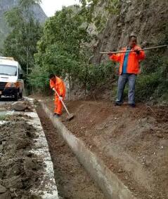 ����߅��