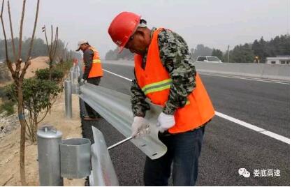 �����o(h��)�ڰ��b