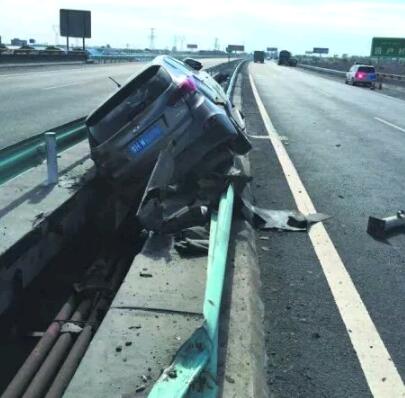 ���ٹ�·���o�ڶ�߲Ű�ȫ