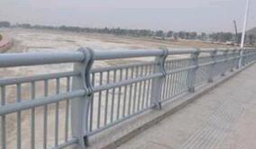 ���е����η�ײ�o(h��)��